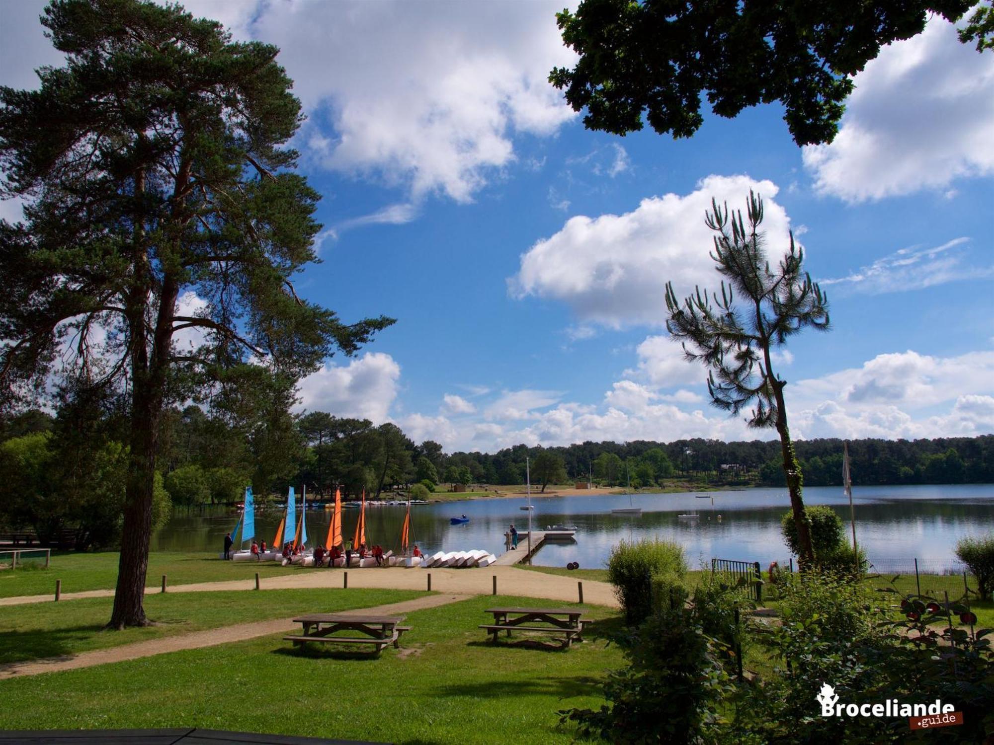 Maison Familiale Au Coeur Du Pays De Broceliande Montfort-sur-Meu Exterior foto